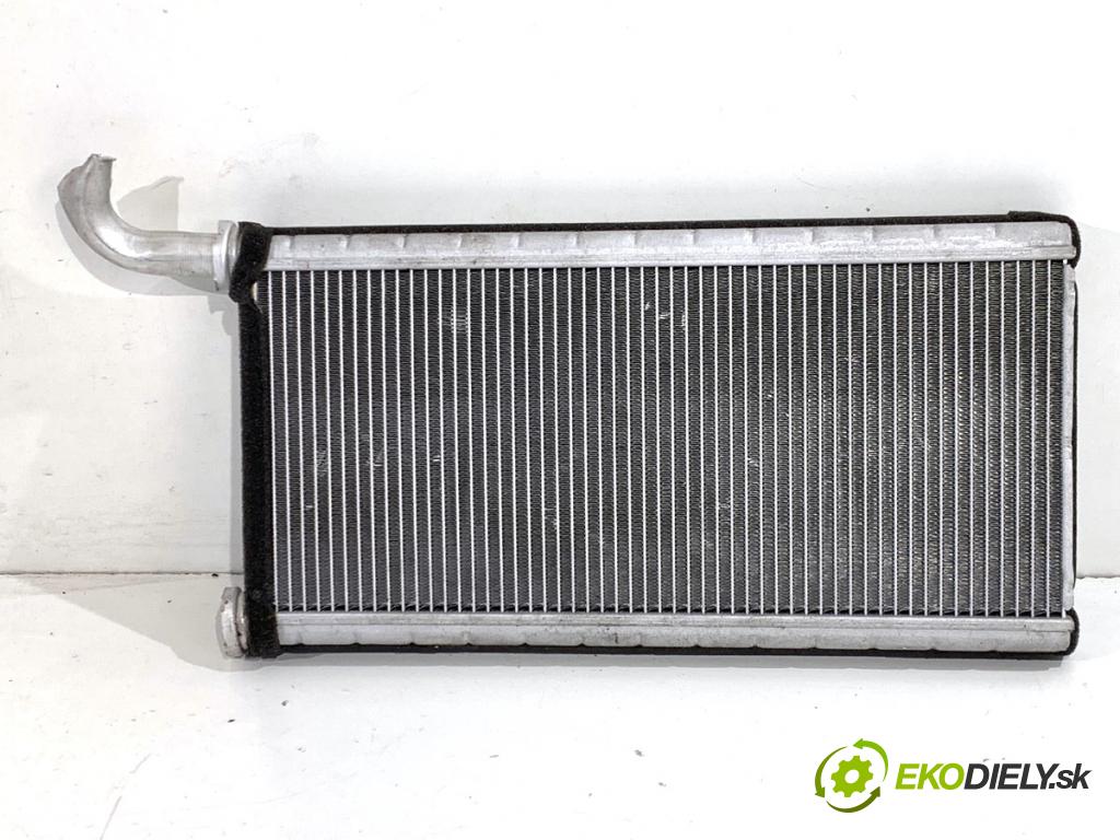 LEXUS IS sedan 2015 180 kW 200t (ASE30) 1998 Výhrevné teleso, radiátor kúrenia  (Radiátor kúrenia)