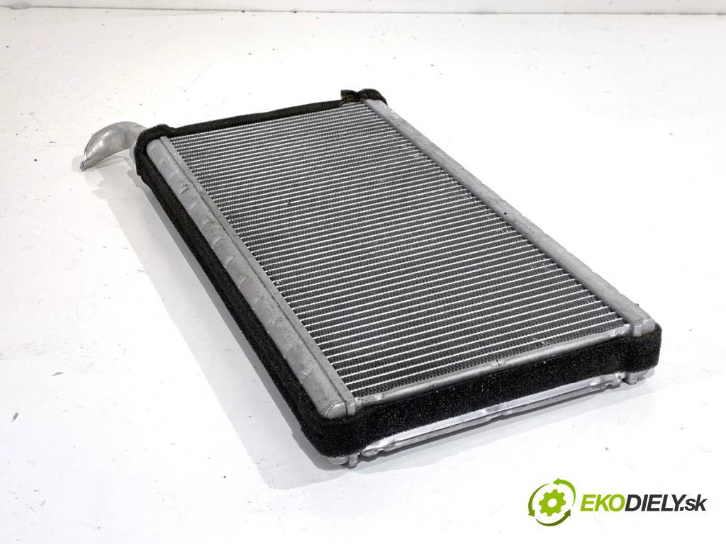 LEXUS IS sedan 2015 180 kW 200t (ASE30) 1998 Výhrevné teleso, radiátor kúrenia  (Radiátor kúrenia)