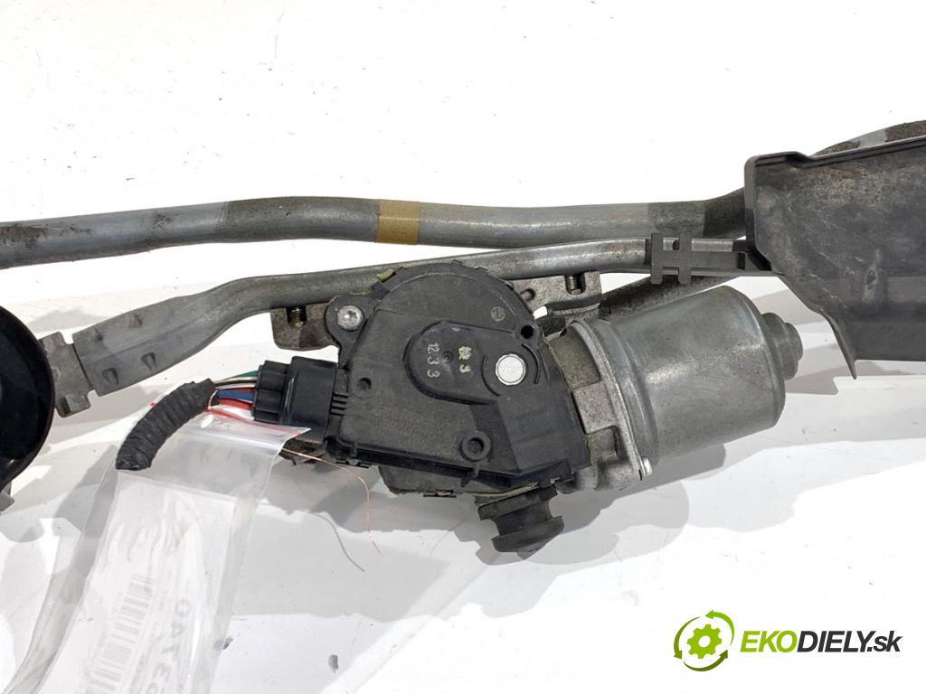 LEXUS IS sedan 2015 180 kW 200t (ASE30) 1998 mechanismus stěračů přední část 85110-53050 (Motorek stěračů přední)