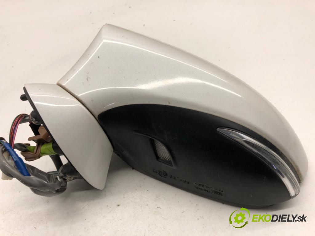 LEXUS IS sedan 2015 180 kW 200t (ASE30) 1998 zpětné zrcátko levý