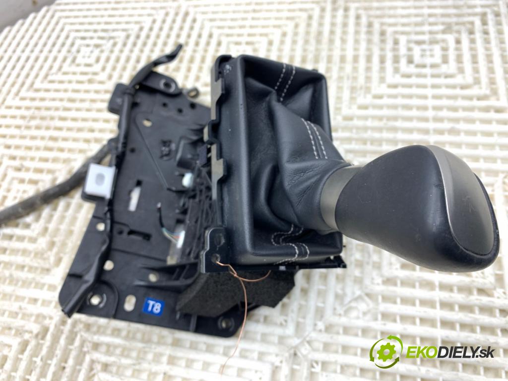 LEXUS IS sedan 2015 180 kW 200t (ASE30) 1998 Kulisa  (Rýchlostná páka (kulisa))