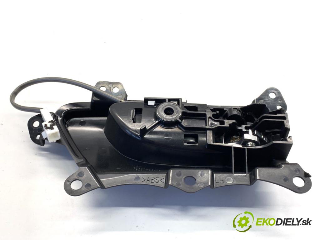 LEXUS IS sedan 2015 180 kW 200t (ASE30) 1998 klika vnitřní levý přední část 69278-53010