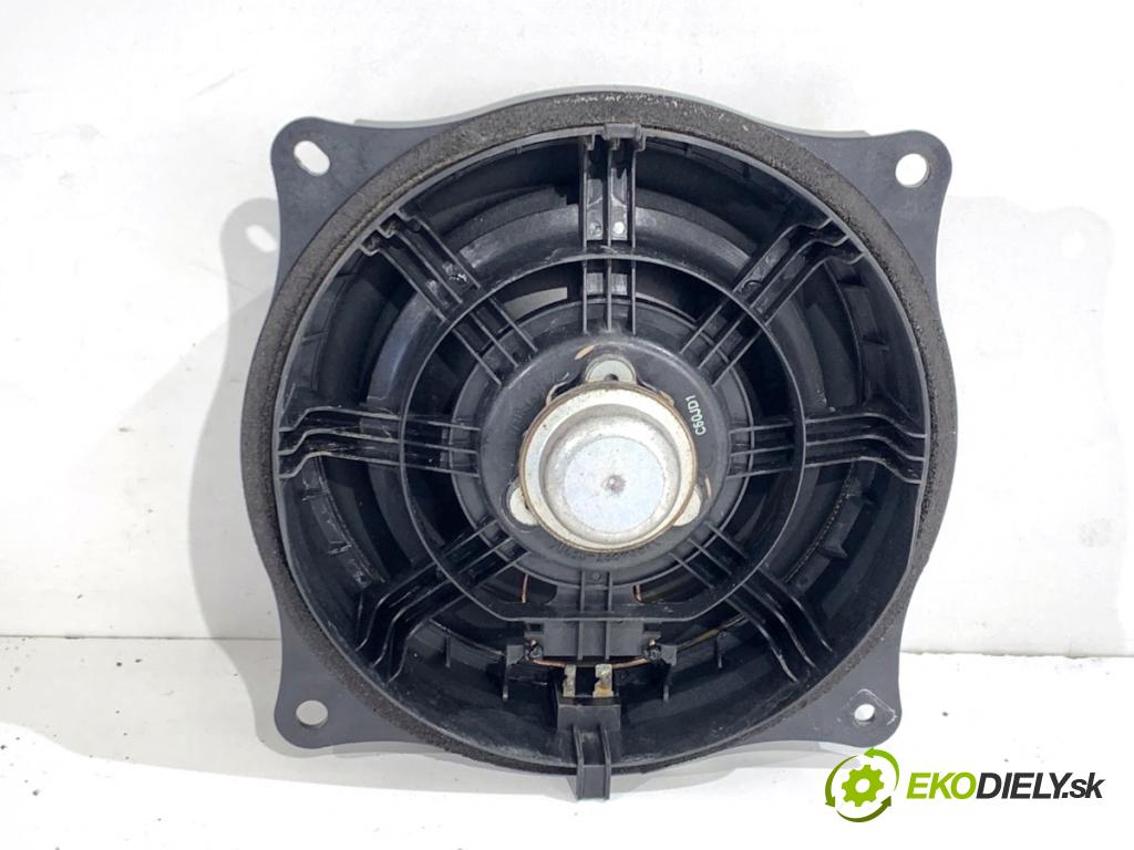 LEXUS IS sedan 2015 180 kW 200t (ASE30) 1998 reproduktory 86160-53370  86160-33820