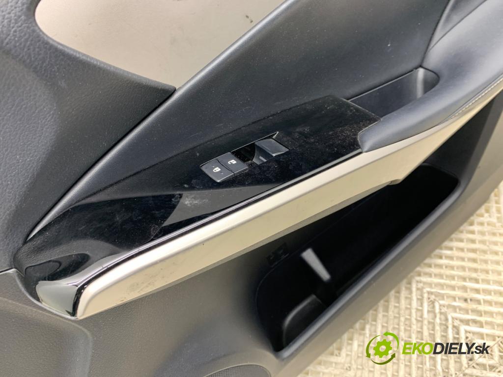 LEXUS IS sedan 2015 180 kW 200t (ASE30) 1998 čalúnenie Dvere pravy predný
