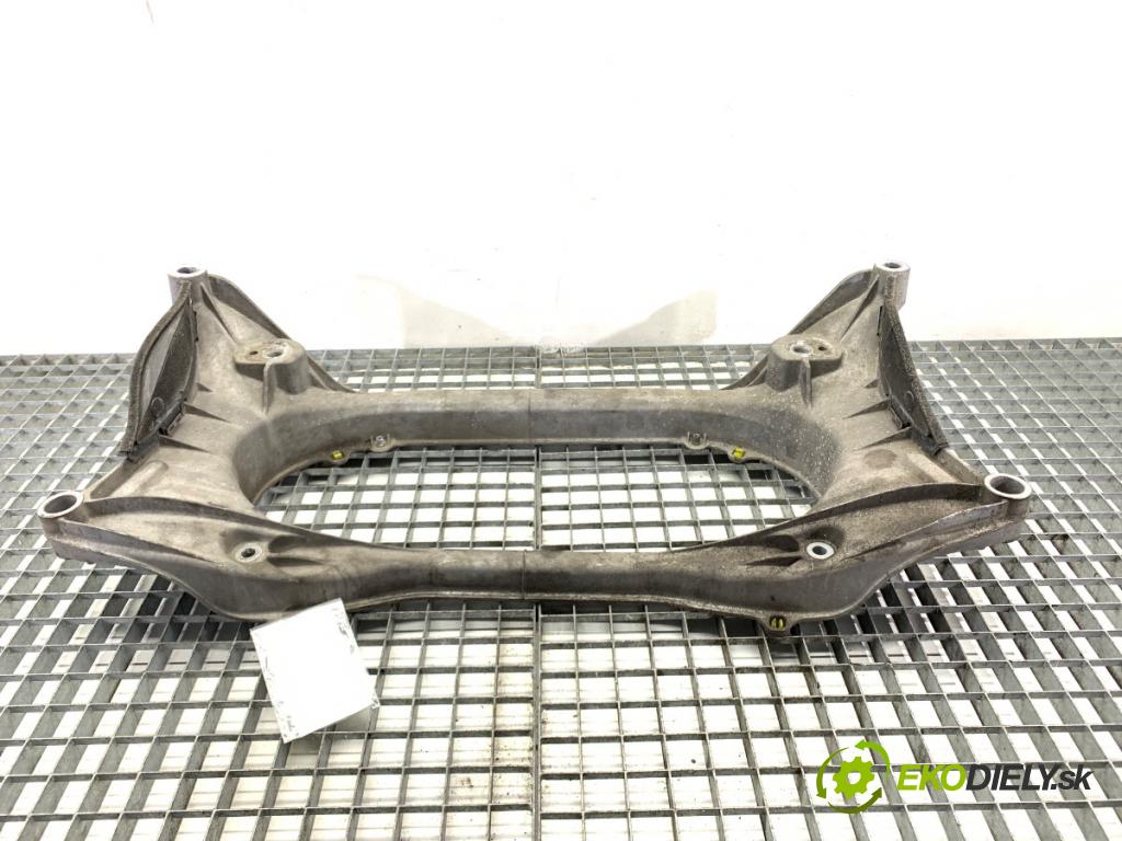 LEXUS IS sedan 2015 180 kW 200t (ASE30) 1998 výztuha pod motor  (Přední výztuha)