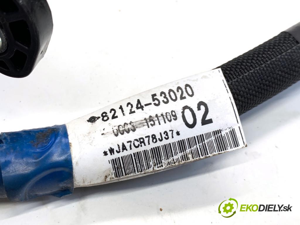 LEXUS IS sedan 2015 180 kW 200t (ASE30) 1998 svorka MINUS 82124-53020