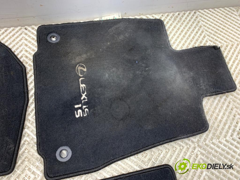 LEXUS IS sedan 2015 180 kW 200t (ASE30) 1998 koberček