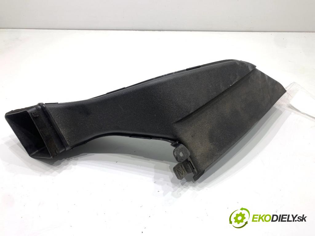 LEXUS IS sedan 2015 180 kW 200t (ASE30) 1998 volant vzduchu 17751-31370