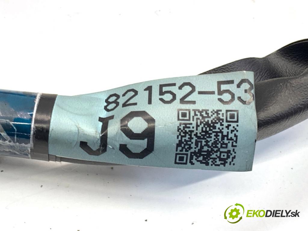 LEXUS IS sedan 2015 180 kW 200t (ASE30) 1998 Káblovačka Dvere predný ľavy