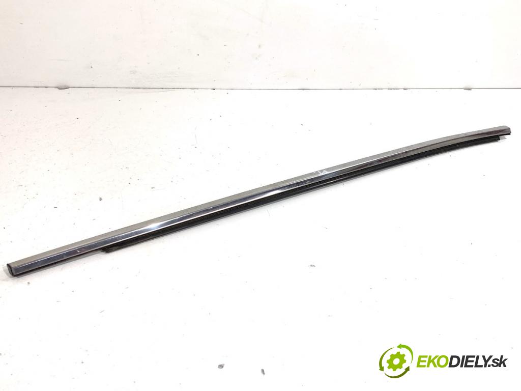 LEXUS IS sedan 2015 180 kW 200t (ASE30) 1998 lišta Sbírání: zadní část pravý 