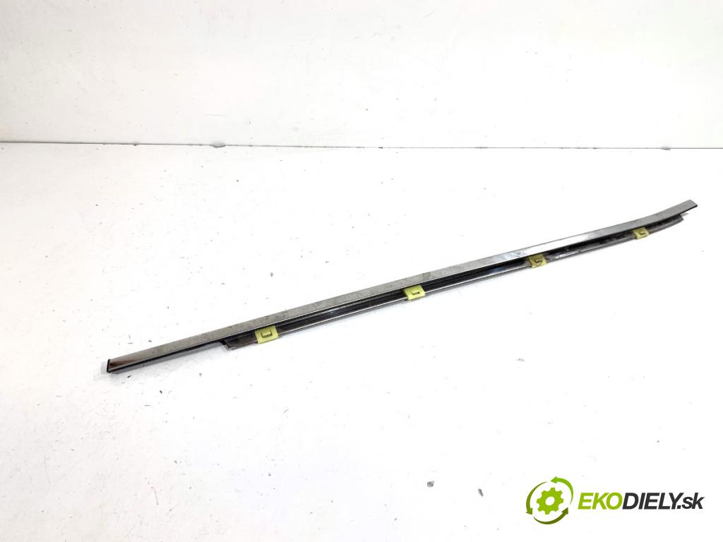 LEXUS IS sedan 2015 180 kW 200t (ASE30) 1998 Lišta Sbírání: zad ľavy