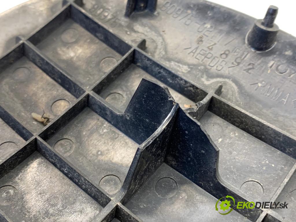 LEXUS IS sedan 2015 180 kW 200t (ASE30) 1998 znak přední část 90975-02117