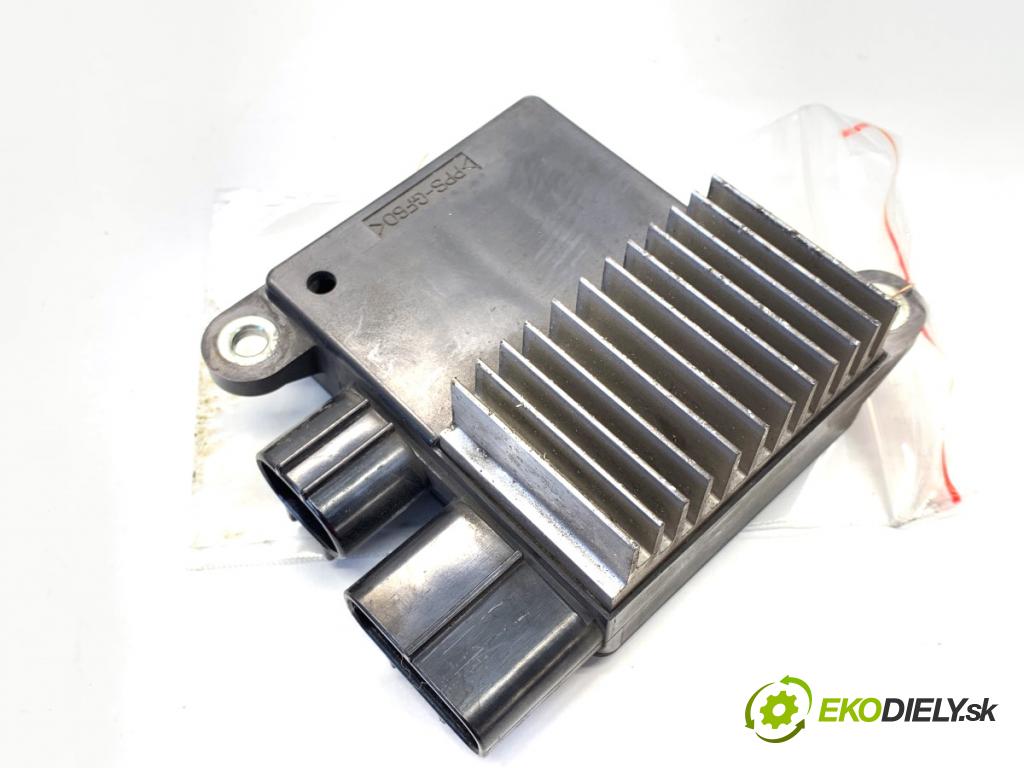 LEXUS IS sedan 2015 180 kW 200t (ASE30) 1998 modul ventilátoru 89257-26020