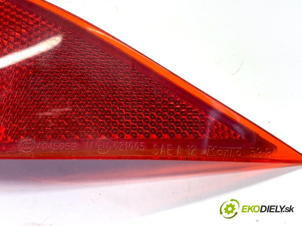 LEXUS IS sedan 2015 180 kW 200t (ASE30) 1998 reflexní nárazníka pravý zadní část