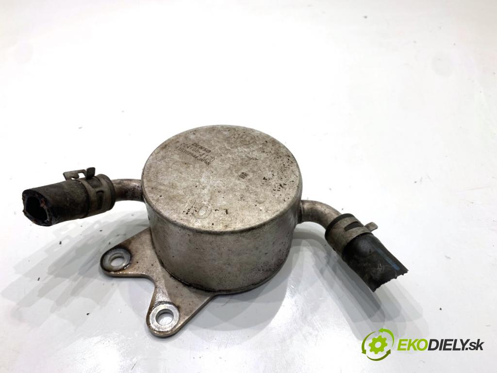 LEXUS IS sedan 2015 180 kW 200t (ASE30) 1998 chladič oleje převodovky 224100-4170