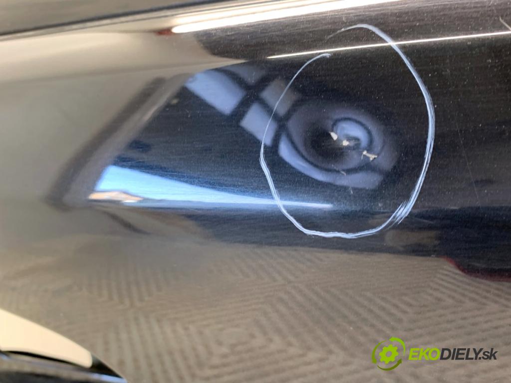 BMW G05 SUV 2020 195 kW xDrive 30 d 2993 kapota zad 475