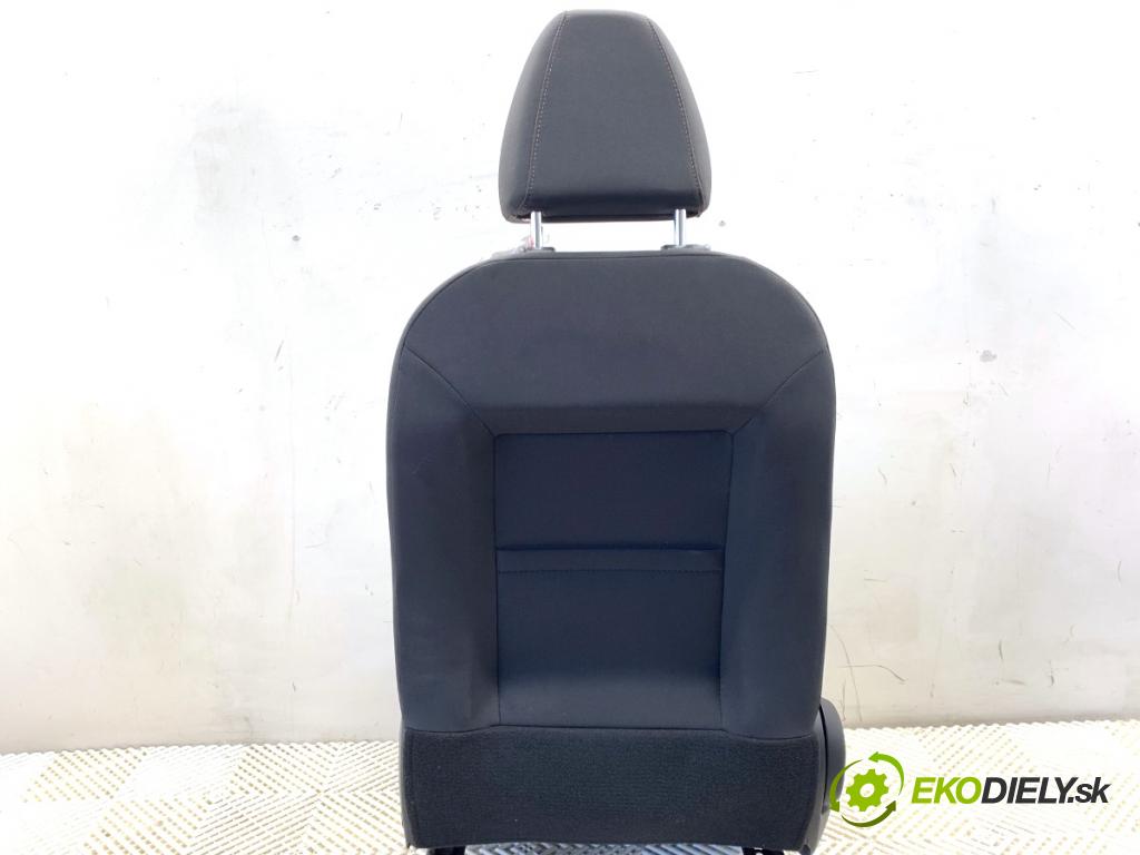 FORD KA+ liftback 2018 63 kW 1.2 1194 Sedadlo pravy predný