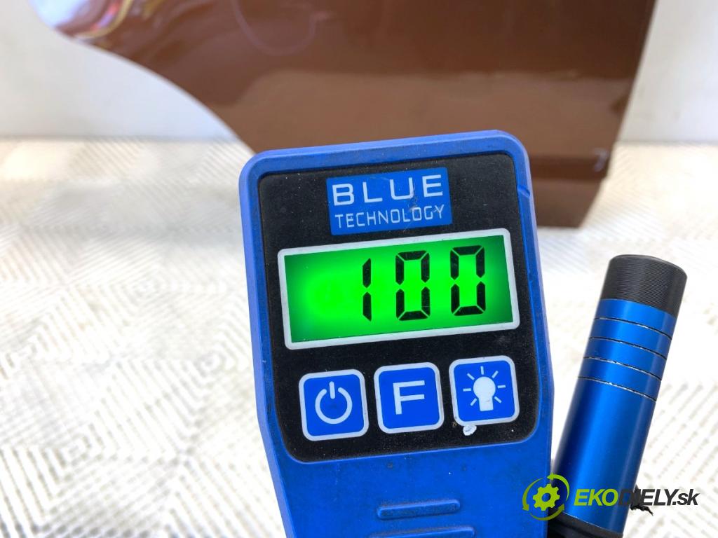 FORD KA+ liftback 2018 63 kW 1.2 1194 Dvere pravy zad