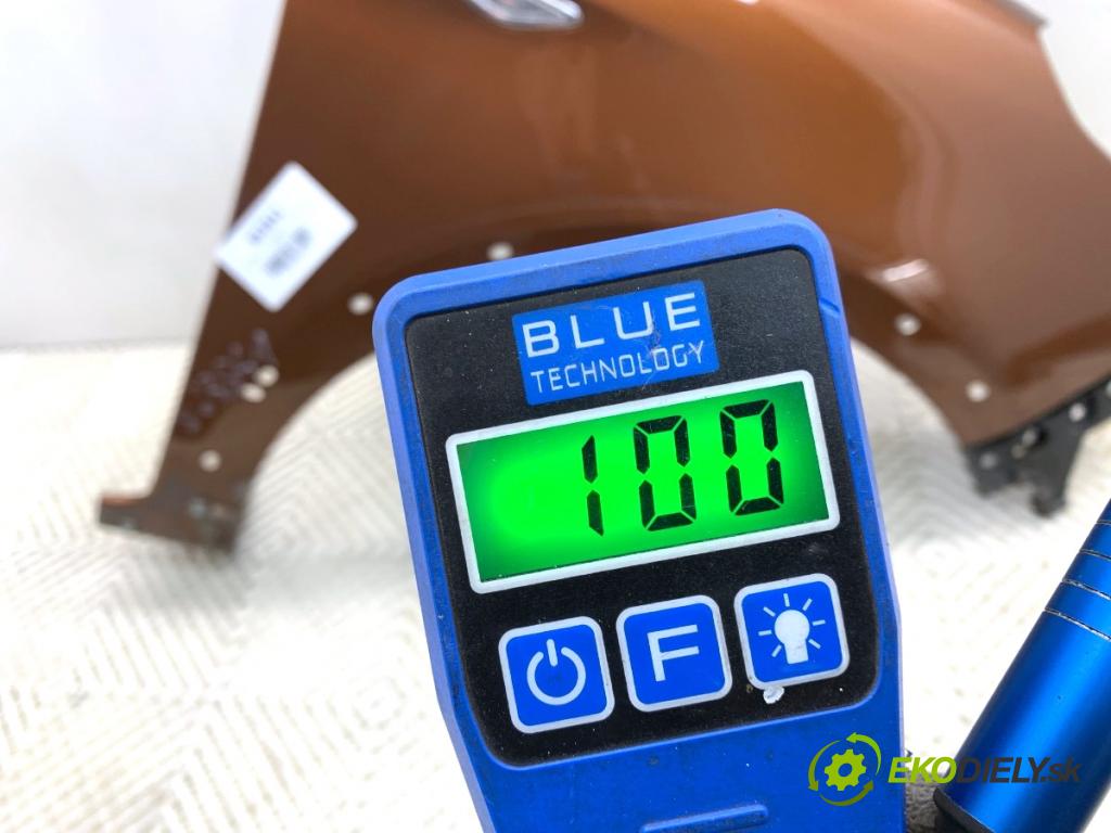 FORD KA+ liftback 2018 63 kW 1.2 1194 Blatník pravy predný