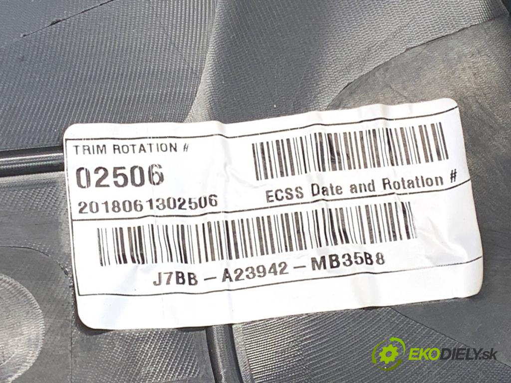 FORD KA+ liftback 2018 63 kW 1.2 1194 čalúnenie Dvere pravy predný