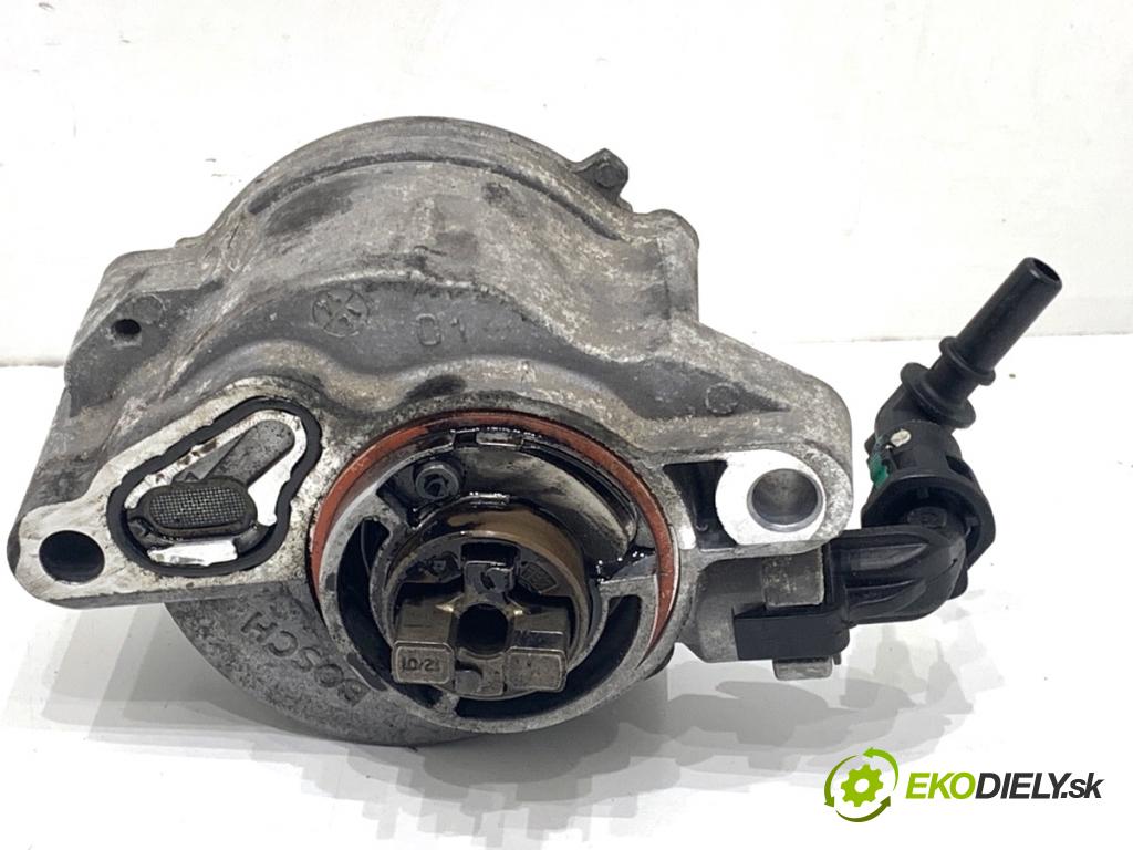 JEEP GRAND CHEROKEE WK SUV 2014 184 kW 3.0 CRD V6 4x4 2987 Pumpa vákuová