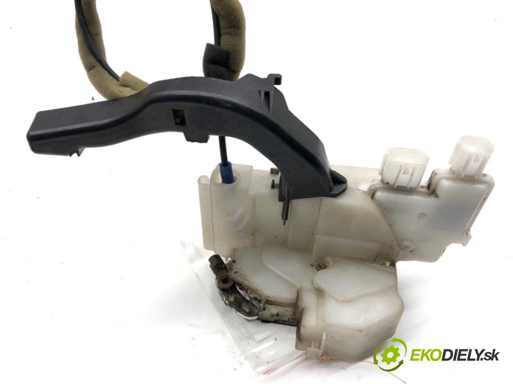 HONDA ACCORD VII sedan 2005 114 kW 2.0 (CL7) 1998 zámok Dvere pravy predný