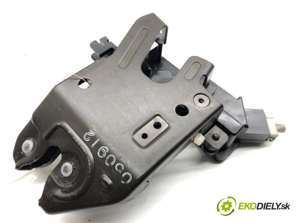 HONDA ACCORD VII sedan 2005 114 kW 2.0 (CL7) 1998 zámok dverí zad 