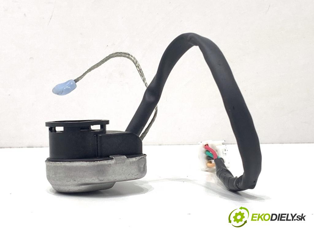 HONDA ACCORD VII sedan 2005 114 kW 2.0 (CL7) 1998 STARTER cívka XENON W3T10571