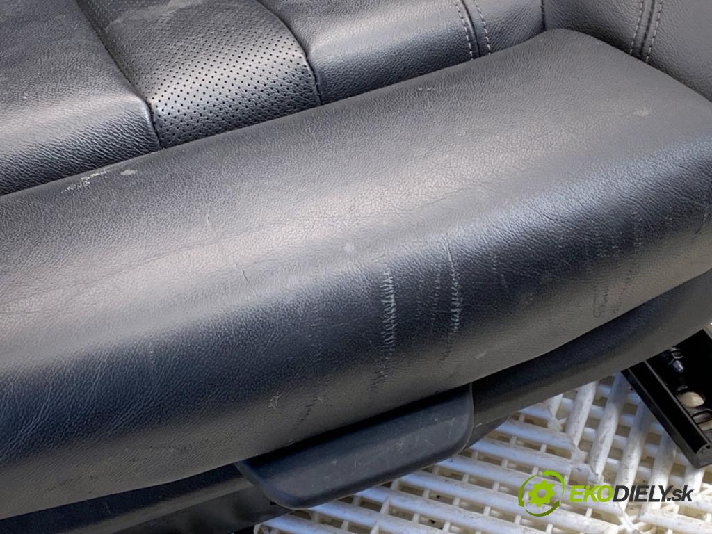 BMW G05 SUV 2020 195 kW xDrive 30 d 2993 Sedadlo pravy predný