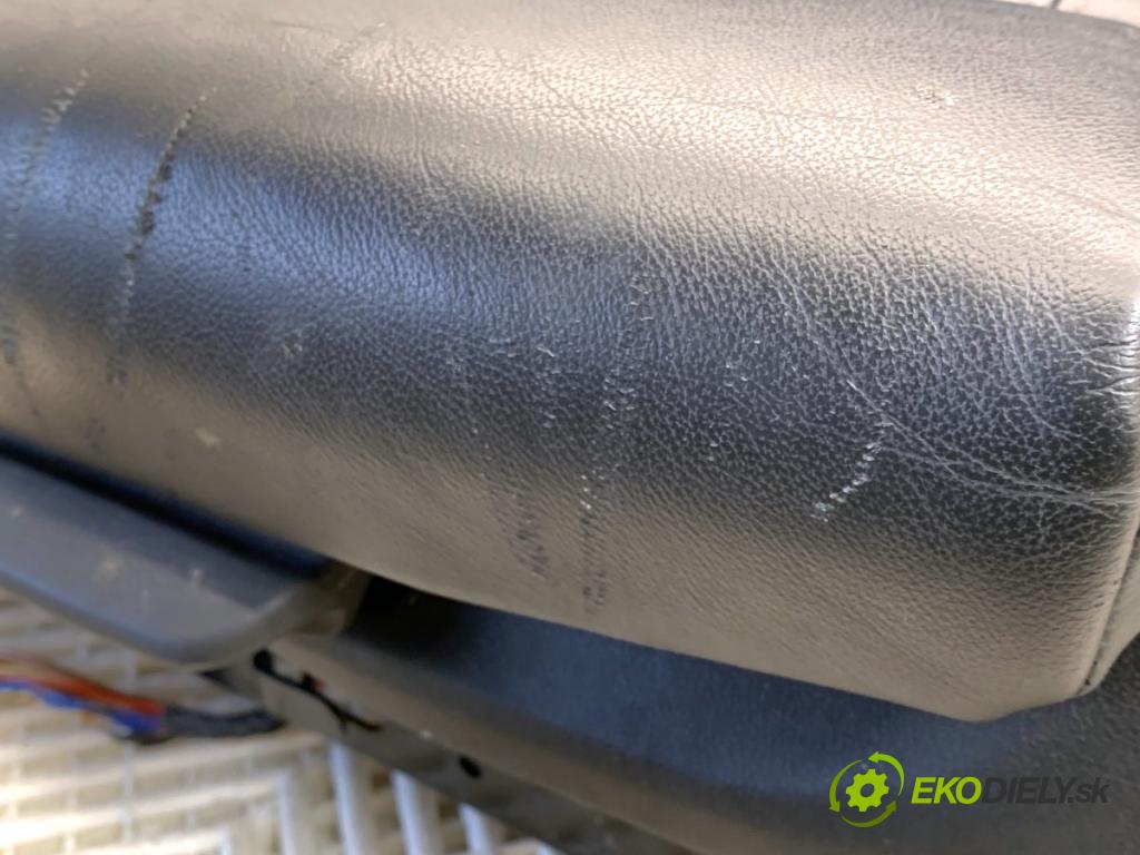 BMW G05 SUV 2020 195 kW xDrive 30 d 2993 Sedadlo pravy predný