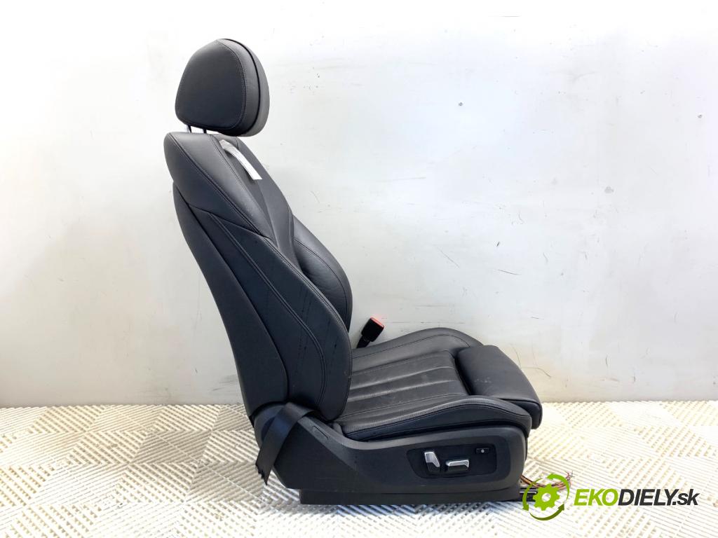 BMW G05 SUV 2020 195 kW xDrive 30 d 2993 Sedadlo pravy predný