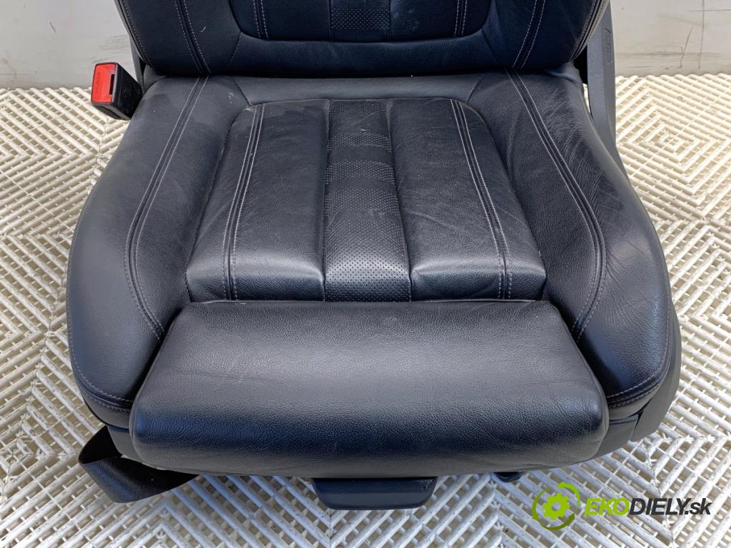 BMW G05 SUV 2020 195 kW xDrive 30 d 2993 Sedadlo ľavy predný