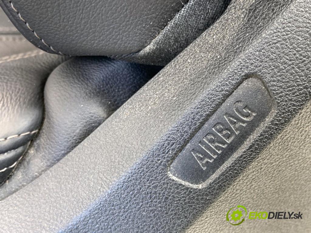 BMW G05 SUV 2020 195 kW xDrive 30 d 2993 Sedadlo ľavy predný