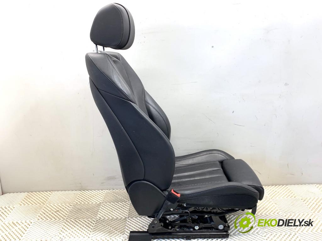 BMW G05 SUV 2020 195 kW xDrive 30 d 2993 Sedadlo ľavy predný