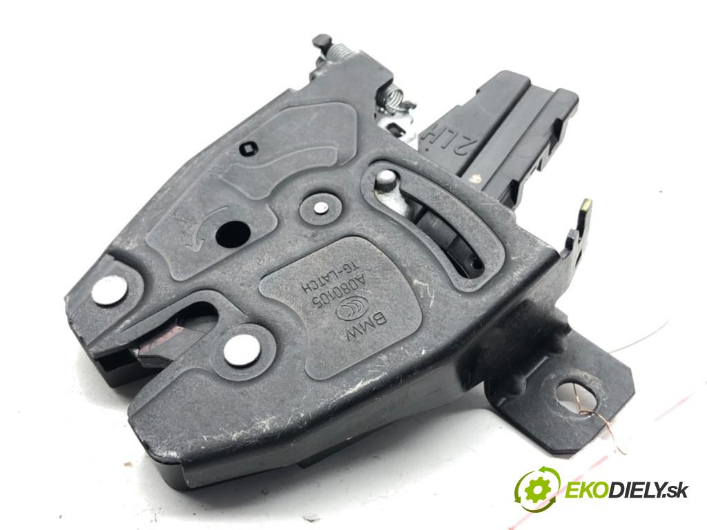 BMW G05 SUV 2020 195 kW xDrive 30 d 2993 zámok dverí zad 7461674