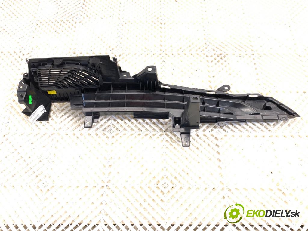 BMW G05 SUV 2020 195 kW xDrive 30 d 2993 Clona Uchytenie rolety kufra ľave 7438181