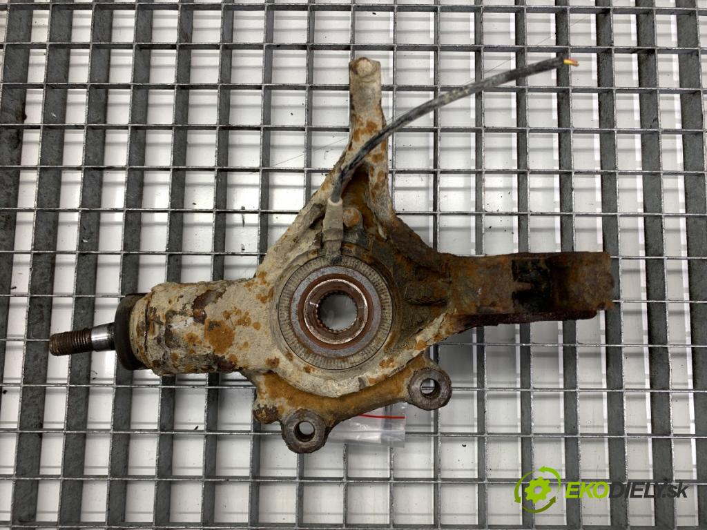 PEUGEOT 308 SW Kombi 2008 88 kW 1.6 16V 1598 náboj ľavy predný