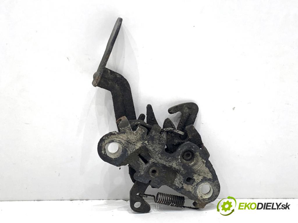 PEUGEOT 308 SW Kombi 2008 88 kW 1.6 16V 1598 zámok kapoty přední část 