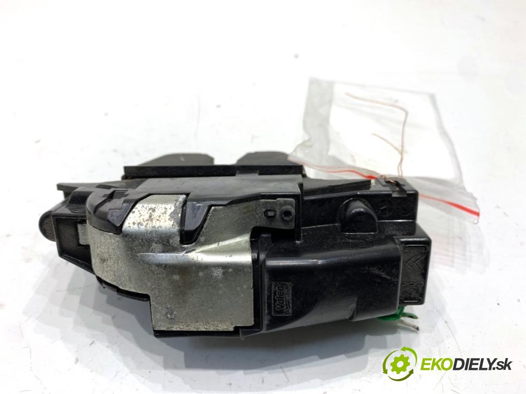 PEUGEOT 308 SW Kombi 2008 88 kW 1.6 16V 1598 zámok dverí zad