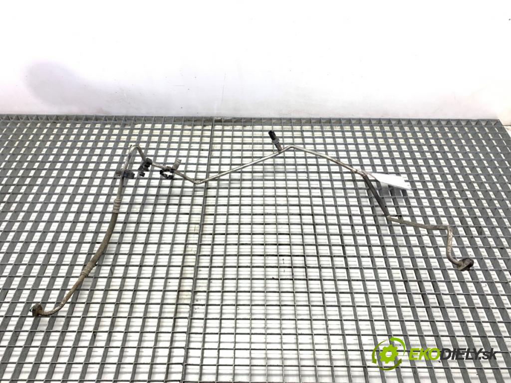 PEUGEOT 308 SW Kombi 2008 88 kW 1.6 16V 1598 rúrka klimatizace  (Trubka klimatizace)