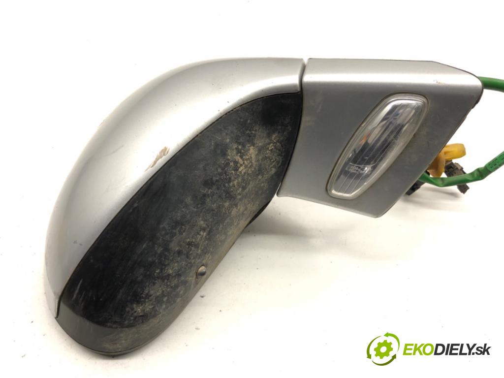 PEUGEOT 308 SW Kombi 2008 88 kW 1.6 16V 1598 zpětné zrcátko pravý