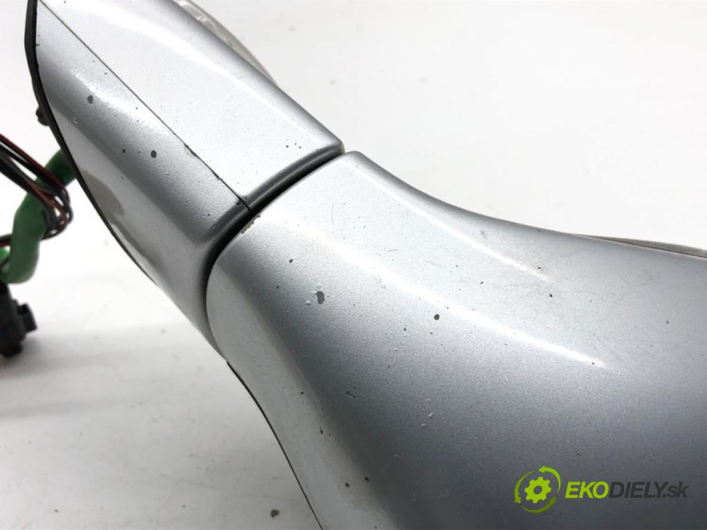 PEUGEOT 308 SW Kombi 2008 88 kW 1.6 16V 1598 zpětné zrcátko pravý