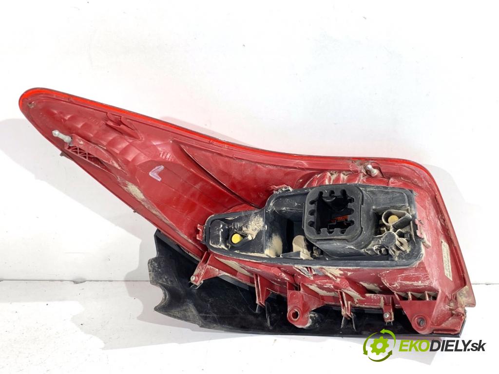 PEUGEOT 308 SW Kombi 2008 88 kW 1.6 16V 1598 světlo levý zadní část 96814447XT