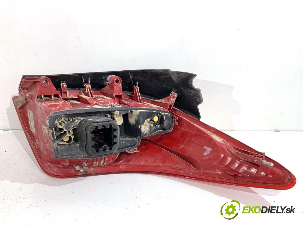 PEUGEOT 308 SW Kombi 2008 88 kW 1.6 16V 1598 světlo levý zadní část 96814447XT