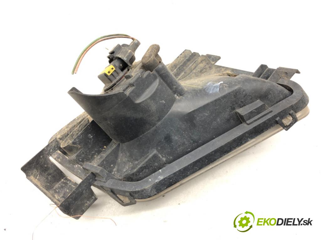 PEUGEOT 308 SW Kombi 2008 88 kW 1.6 16V 1598 Hmlové svetlo, hmlovka pravy predný 9680498880