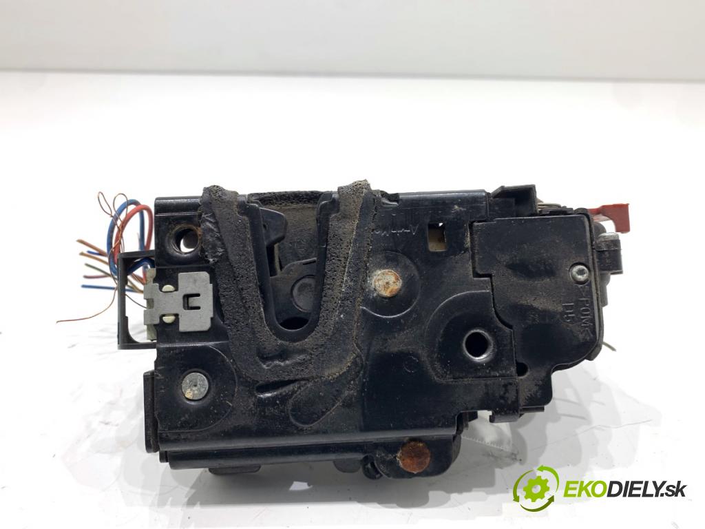 SKODA FABIA II liftback 2008 77 kW 1.9 TDI 1896 zámok Dvere pravy predný 3B1837016CE