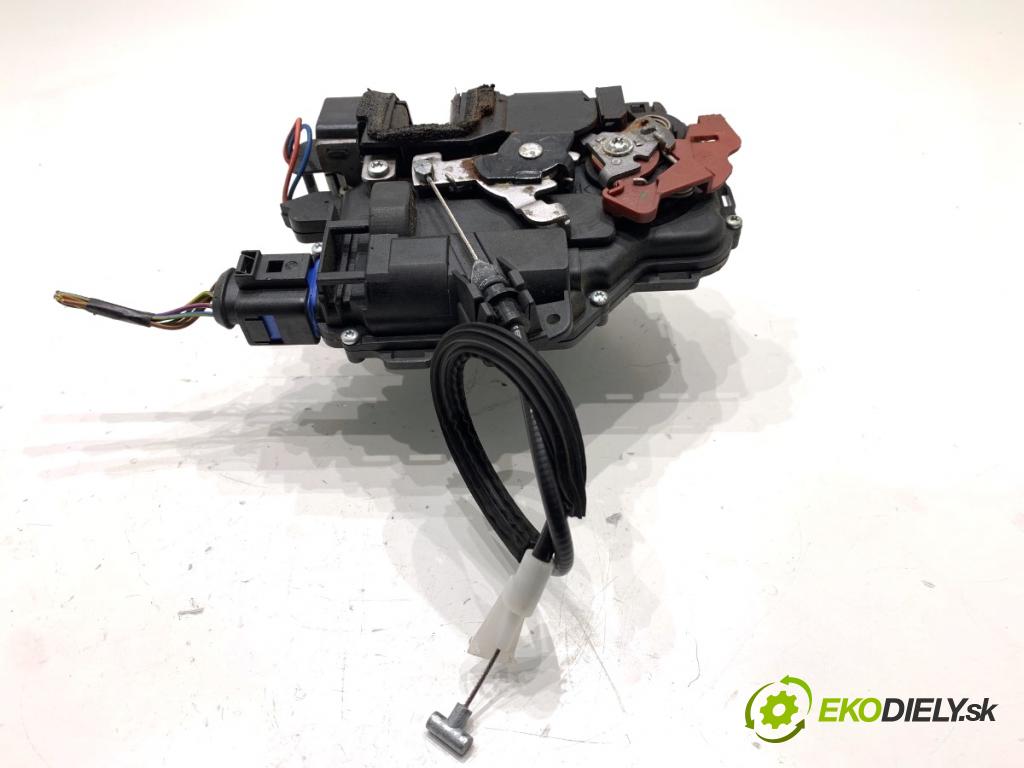 SKODA FABIA II liftback 2008 77 kW 1.9 TDI 1896 zámok Dvere ľavy predný 3B1837015AR