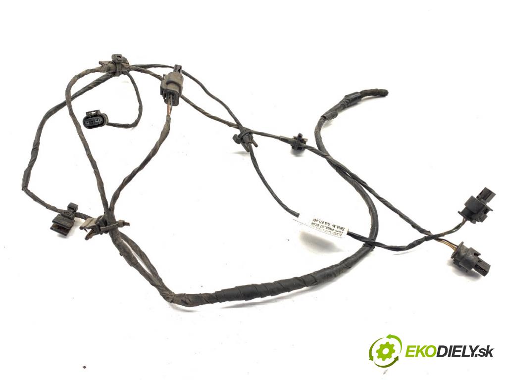 SKODA FABIA II liftback 2008 77 kW 1.9 TDI 1896 káblovačka PDC zadní část 5J6971065