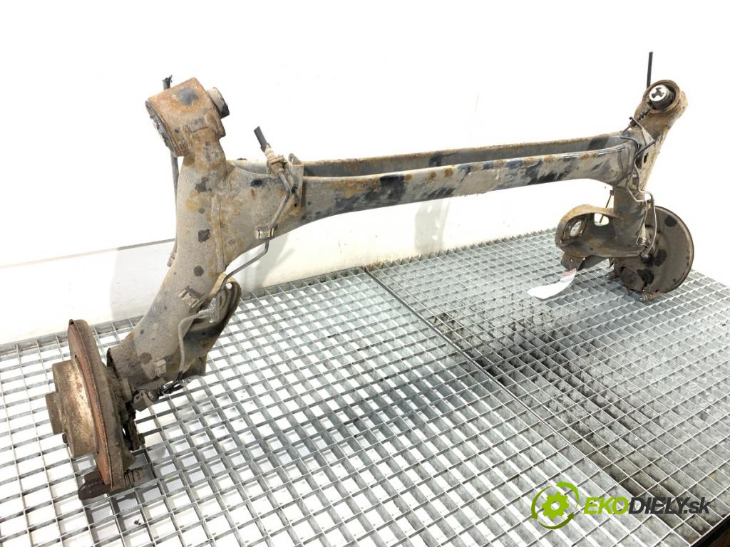 SKODA FABIA II liftback 2008 77 kW 1.9 TDI 1896 Výstuha zad