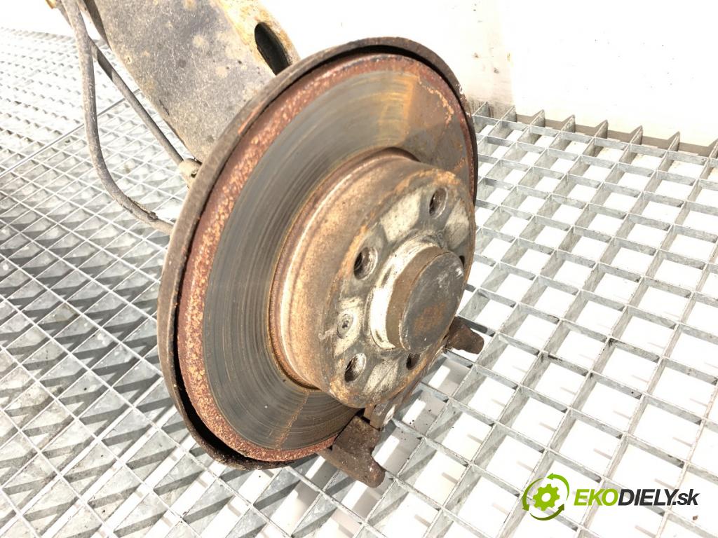 SKODA FABIA II liftback 2008 77 kW 1.9 TDI 1896 Výstuha zad